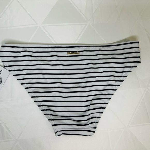 Vince Camuto  2 Pice White and Black Swimsuit  Stripe Bikini Size XS New - Picture 5 of 9
